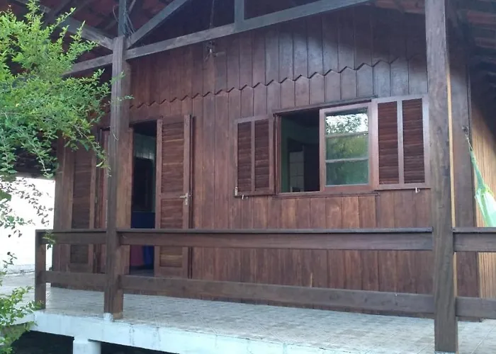 Casa Grande No Ribeirao Da Ilha